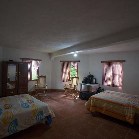 Hostal Checruz, Todos Santos Cuchumatán Huehuetenango Exterior foto